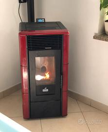 Stufa a pellet Ravelli