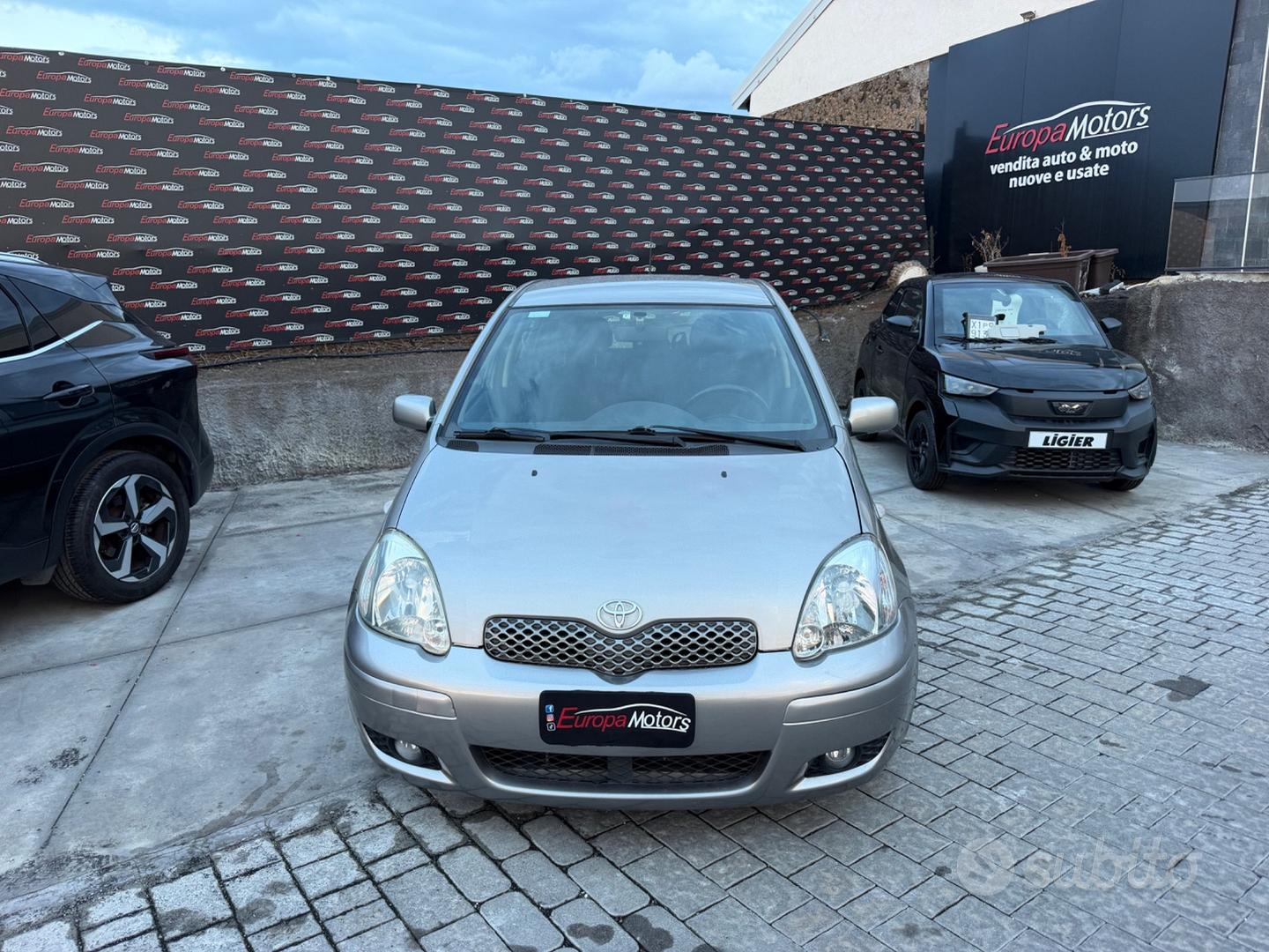 Toyota Yaris 2004 photo 3