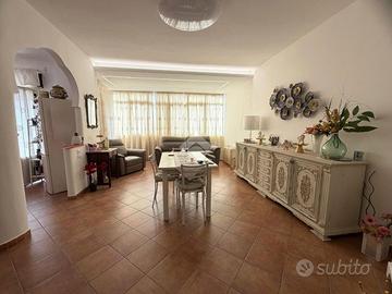 3 LOCALI A SANTA FLAVIA