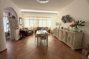 3 LOCALI A SANTA FLAVIA