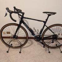 Bici Gravel - Fuji Jari 2.3 