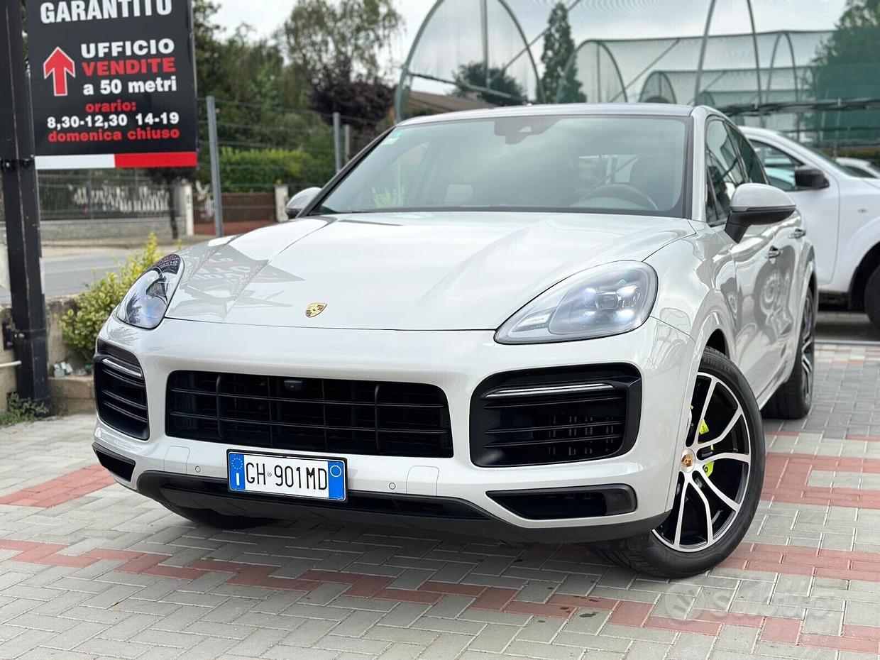 PORSCHE Cayenne Coupé