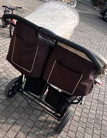 Passeggino gemellare