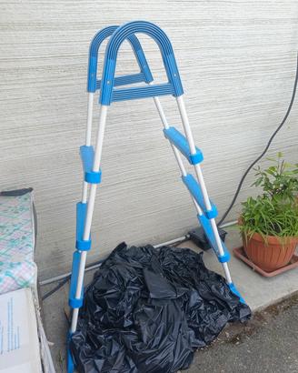 scaletta ,pompa a sabbia e telo piscina 