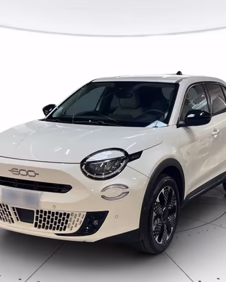 FIAT 600 1.2 Hybrid 100cv La Prima