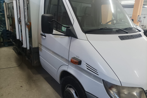 Mercedes sprinter