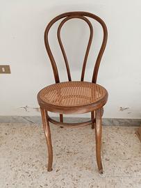 Sedia Viennese tipo Thonet  restaurata 
