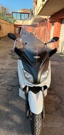 Scooter Xmax Yamaha