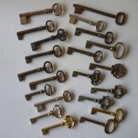 Chiavi serrature porte mobili cassetti 21 pz. vint