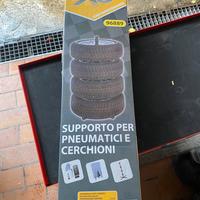 supporto gomme / ceechi/ pneumatici