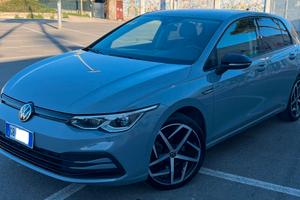 VOLKSWAGEN Golf 8ª serie - 2.0 TDI DSG 150 CV