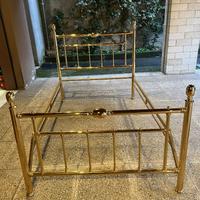 letto in ottone