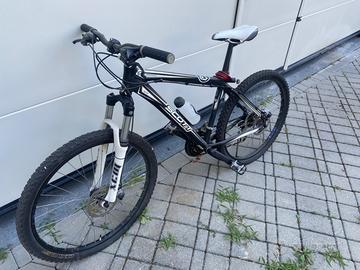 Scott mountain bike