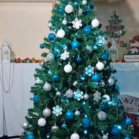 albero di natale 180cm nuovo  completo di addobbi 