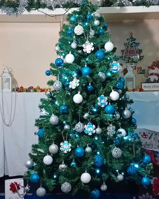 albero di natale 180cm nuovo  completo di addobbi 