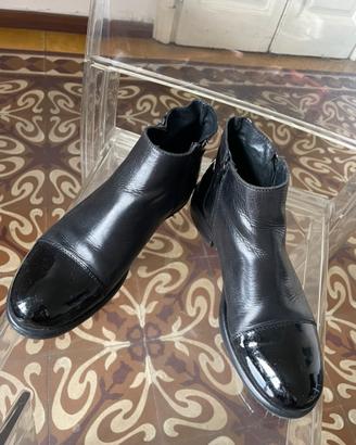 Stivaletti donna in pelle e vernice misura 38