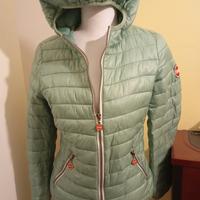 Piumino Colmar donna con cappuccio 