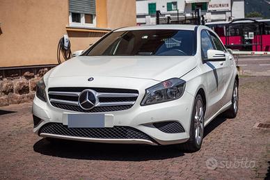 Mercedes Classe A 180 Sport Neopatentati