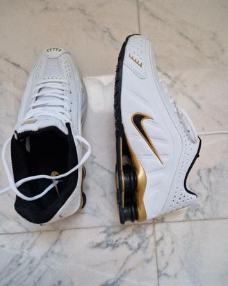 Nike Shox R4 n.42