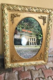 Specchio d'epoca con cornice in legno 