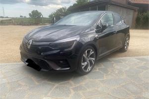 RENAULT Clio 5ª serie - 2021