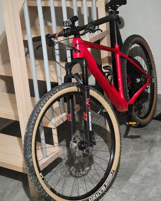 Bici MTB Cube reaction c62 carbon