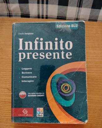 Libro italiano scuola superiore.