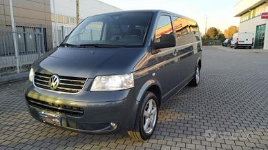 VOLKSWAGEN - Caravelle 2.5 TDI 9 POSTI 174 CV FULL