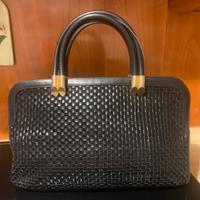 Borsa nera in pelle  intrecciata