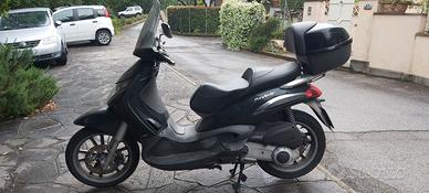 PIAGGIO BEVERLY 250 DEL 2005