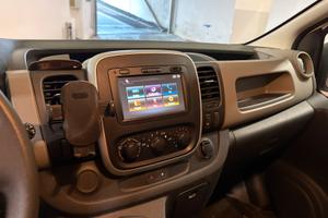 Furgone nissan nv 300