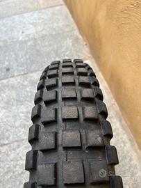 Pneumatico trial DUNLOP 4.00 18 usato tubeless