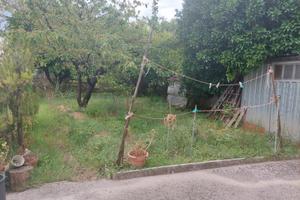 Semindipendente con giardino