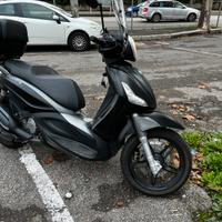 Piaggio Beverly 350