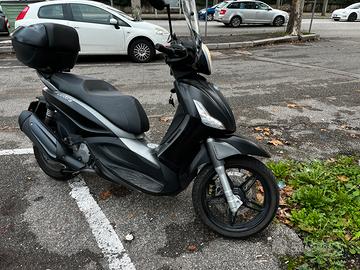 Piaggio Beverly 350