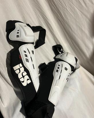 Ginocchiere protettive IXS