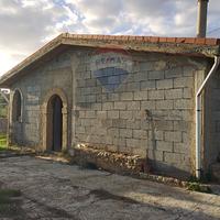 Villa o villino - Mirabella Imbaccari