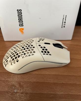 Mouse Gaming Wireless Glorious Model O - Bianco