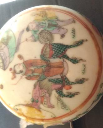 antica scatola in porcellana cinese