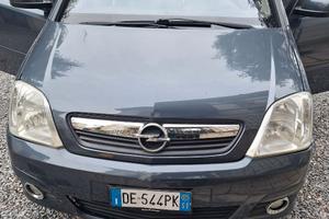 Meriva 1.7 CDTI 125 cv Cosmo 2007
