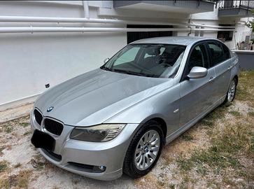 BMW 320d Serie 3 con 56000 km