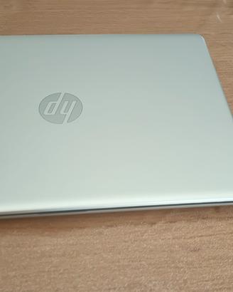 HP 15,6 I7- COME NUOVO