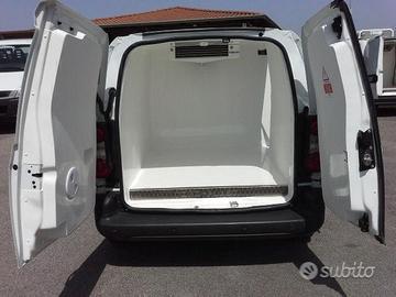 furgone usato diventa coibentato Nuovo + Frigo nuo
