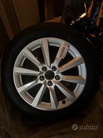Set gomme invernali con cerchio Audi originale