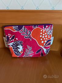 Pochette Elisabeth Arden particolare