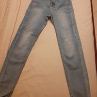 jeans Stradivarius 