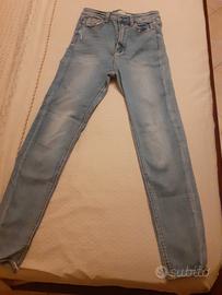 jeans Stradivarius 