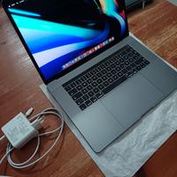 Mac book pro 2016 touch bar e id i7 16 RAM garanzi