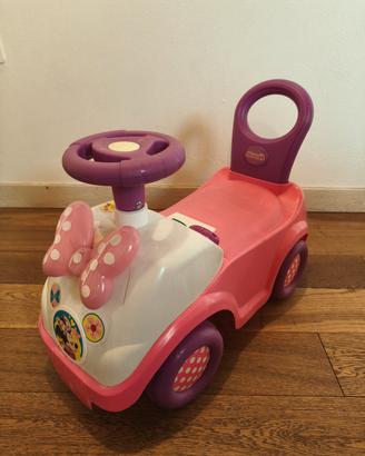 Macchinina cavalcabile Minnie