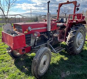 Massey Fergunson 155